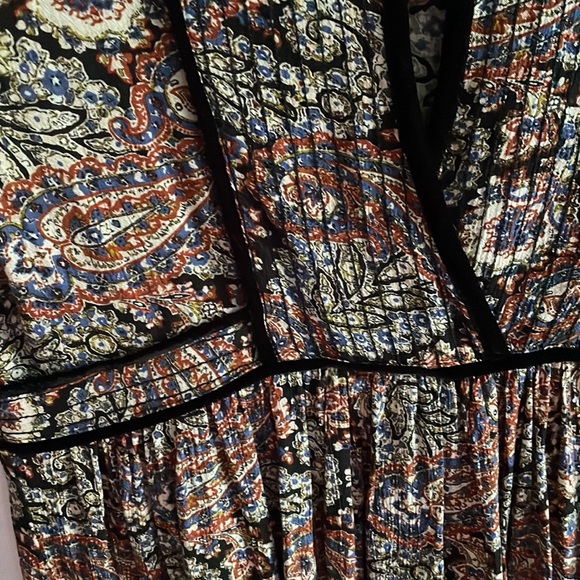 Dress - Picture 4 of 4